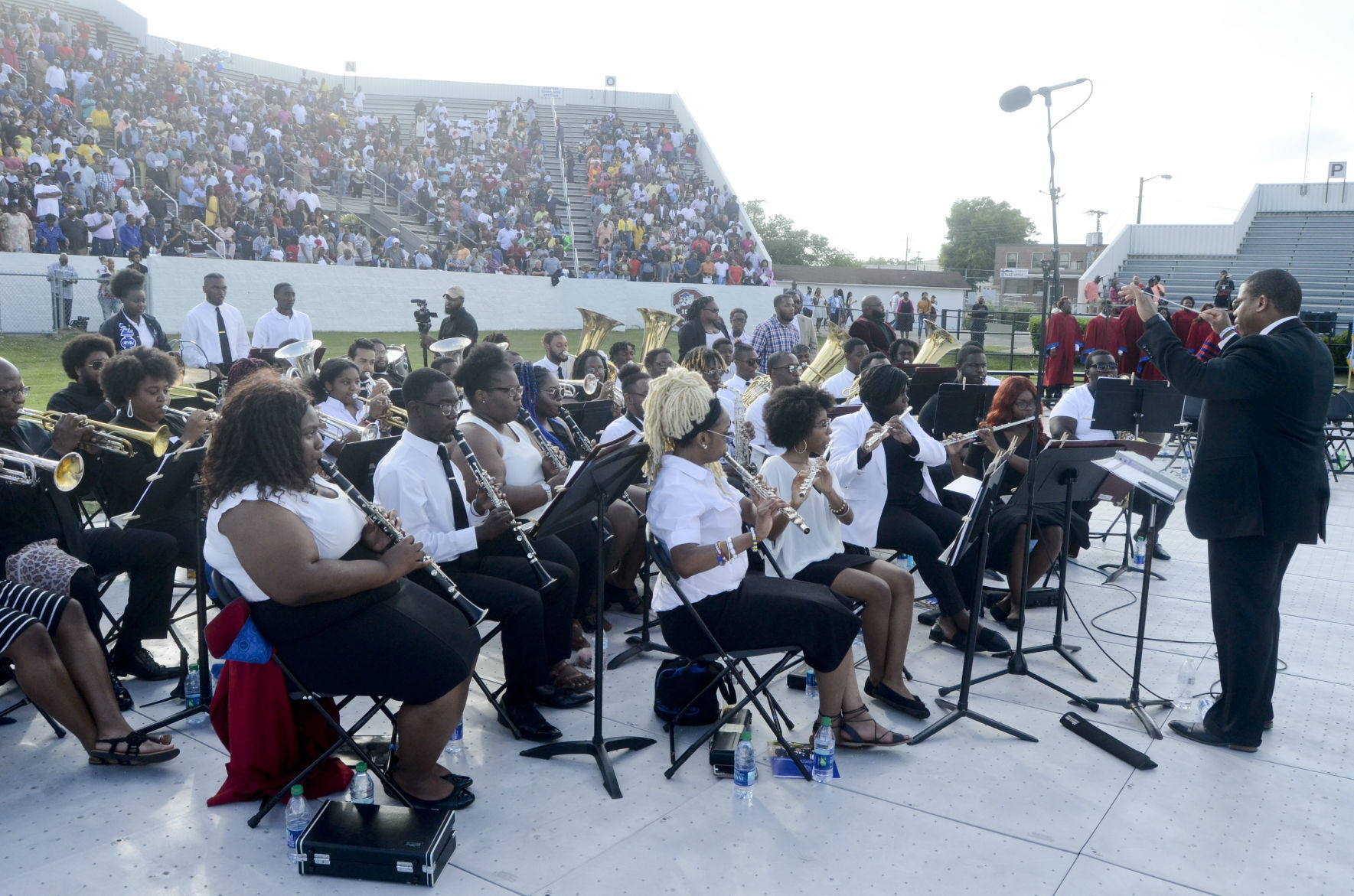 051019SCSUCommencement15ch.jpg